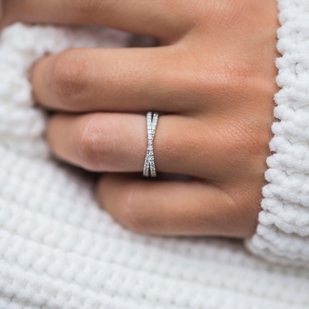 0.40 TCW Round Moissanite Wedding Band Featuring Cross Over Style 1