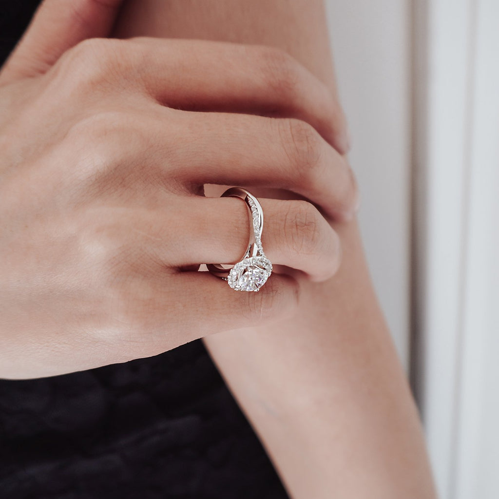 Round Halo & Twisted Pave Lab Grown Diamond Engagement Ring
