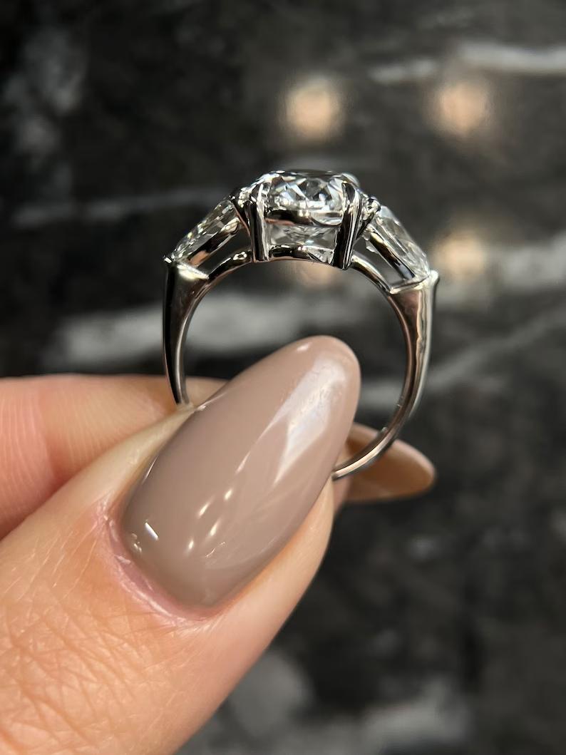 4.0 CT Oval Three Stones Lab Grown Diamond Engagement Ring